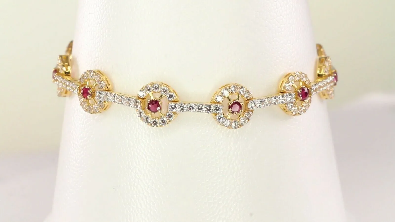 22k Bracelet Solid Gold Simple Charm Stone Encrusted With Ruby Design b4076