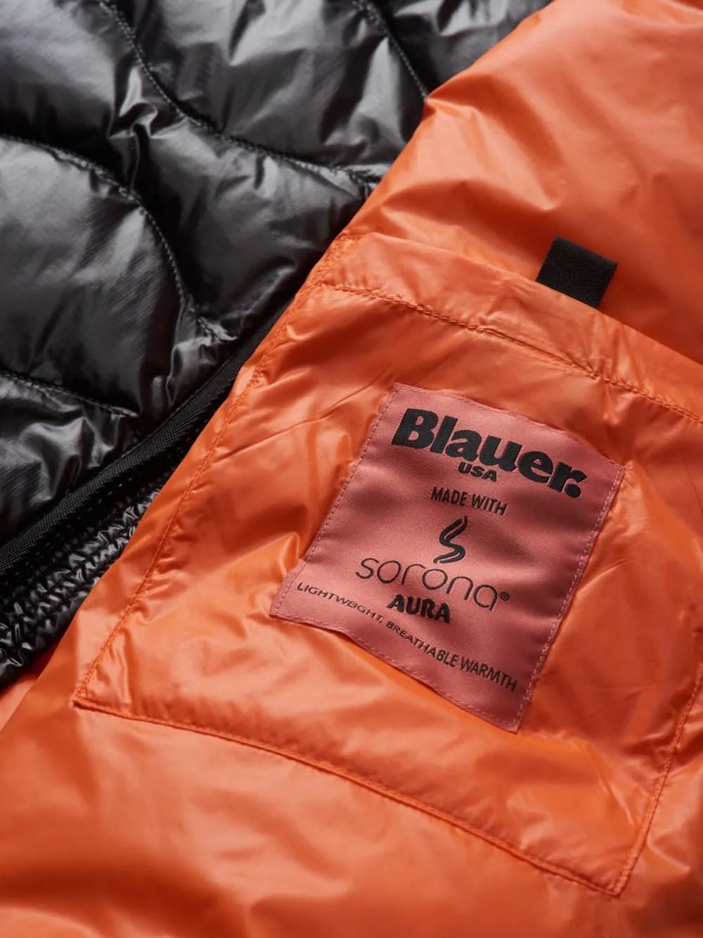 Blauer Smanicato Uomo Nero