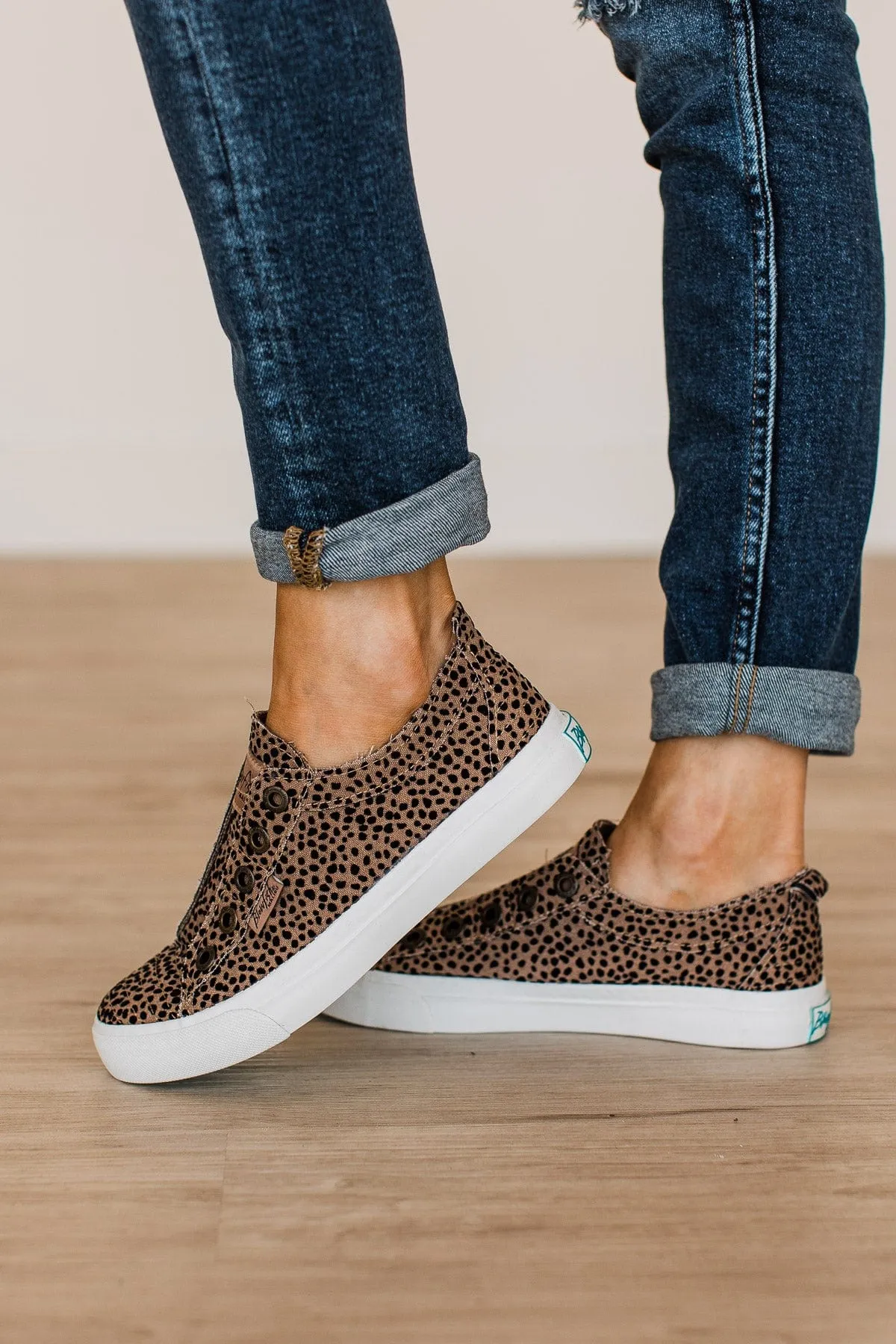 Blowfish Playwire Sneakers- Natural Micro Pixie Cat