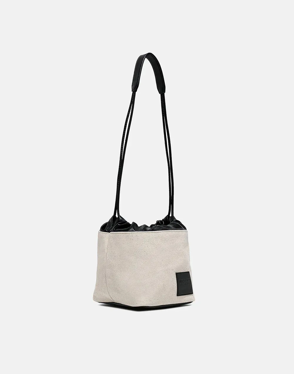 BORSA A SECCHIELLO IN CANVAS