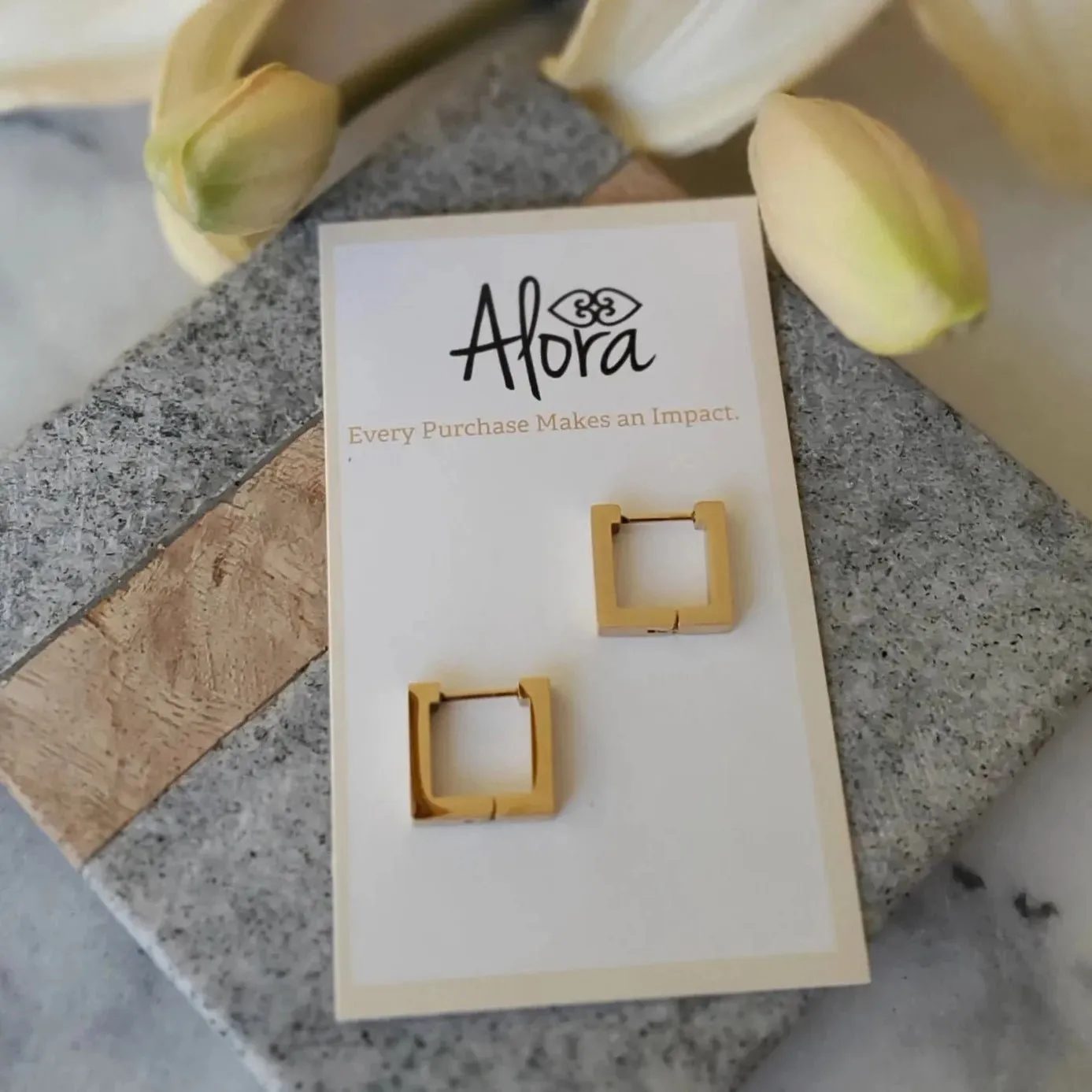 Kelly | Simple Square Huggie Hoop Earrings