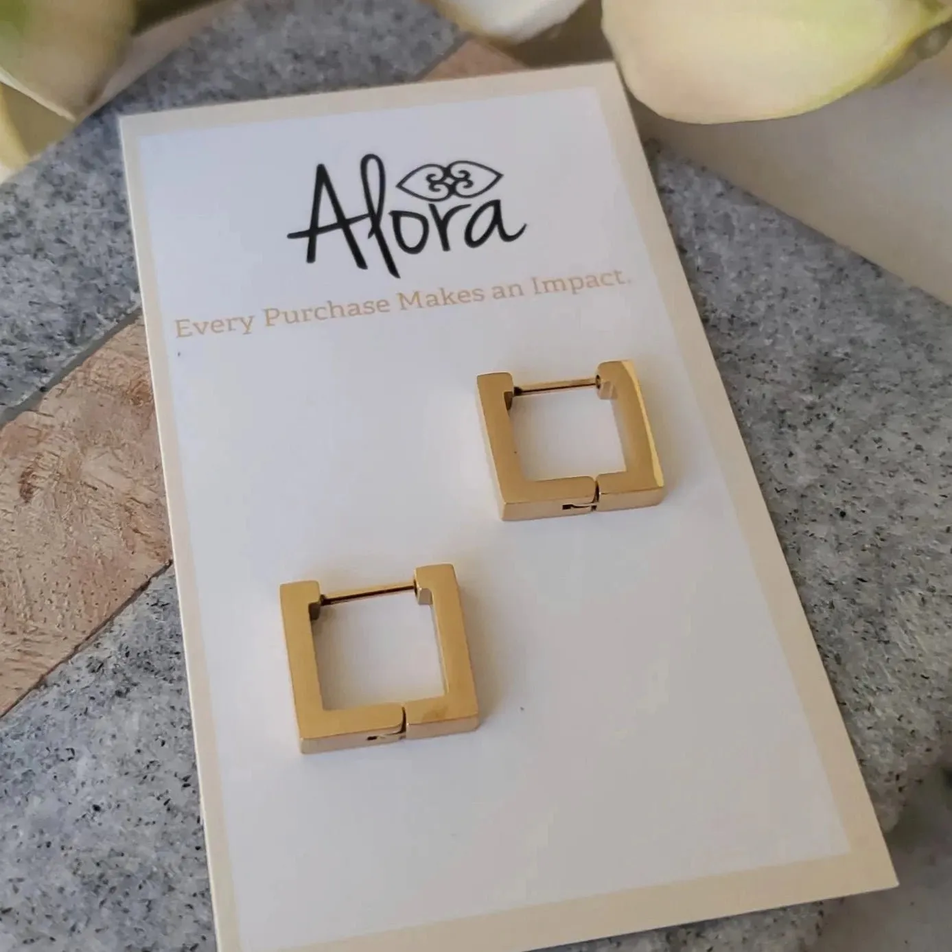 Kelly | Simple Square Huggie Hoop Earrings