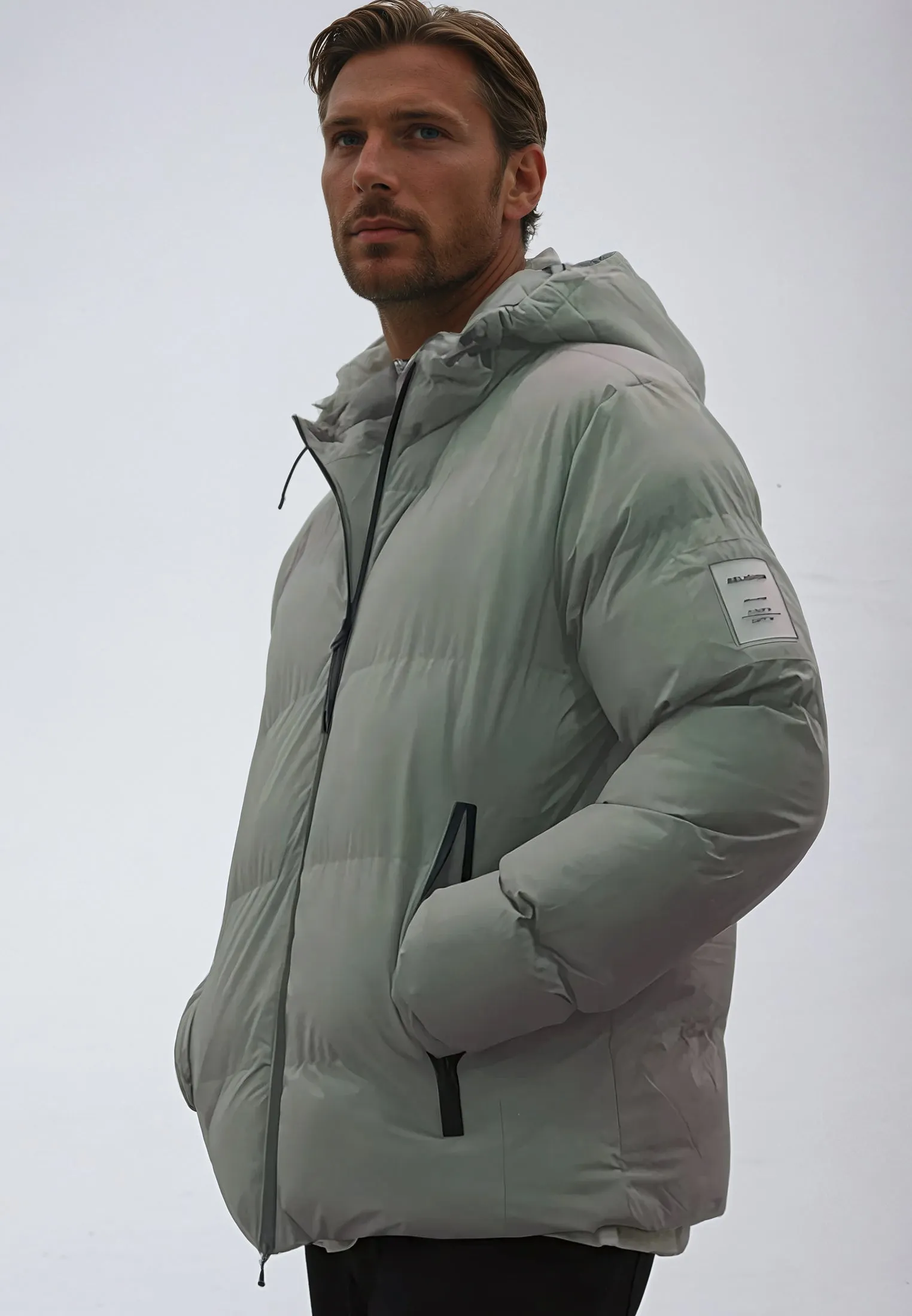 PERFORMANCE PUFFER JACKET KHAKI