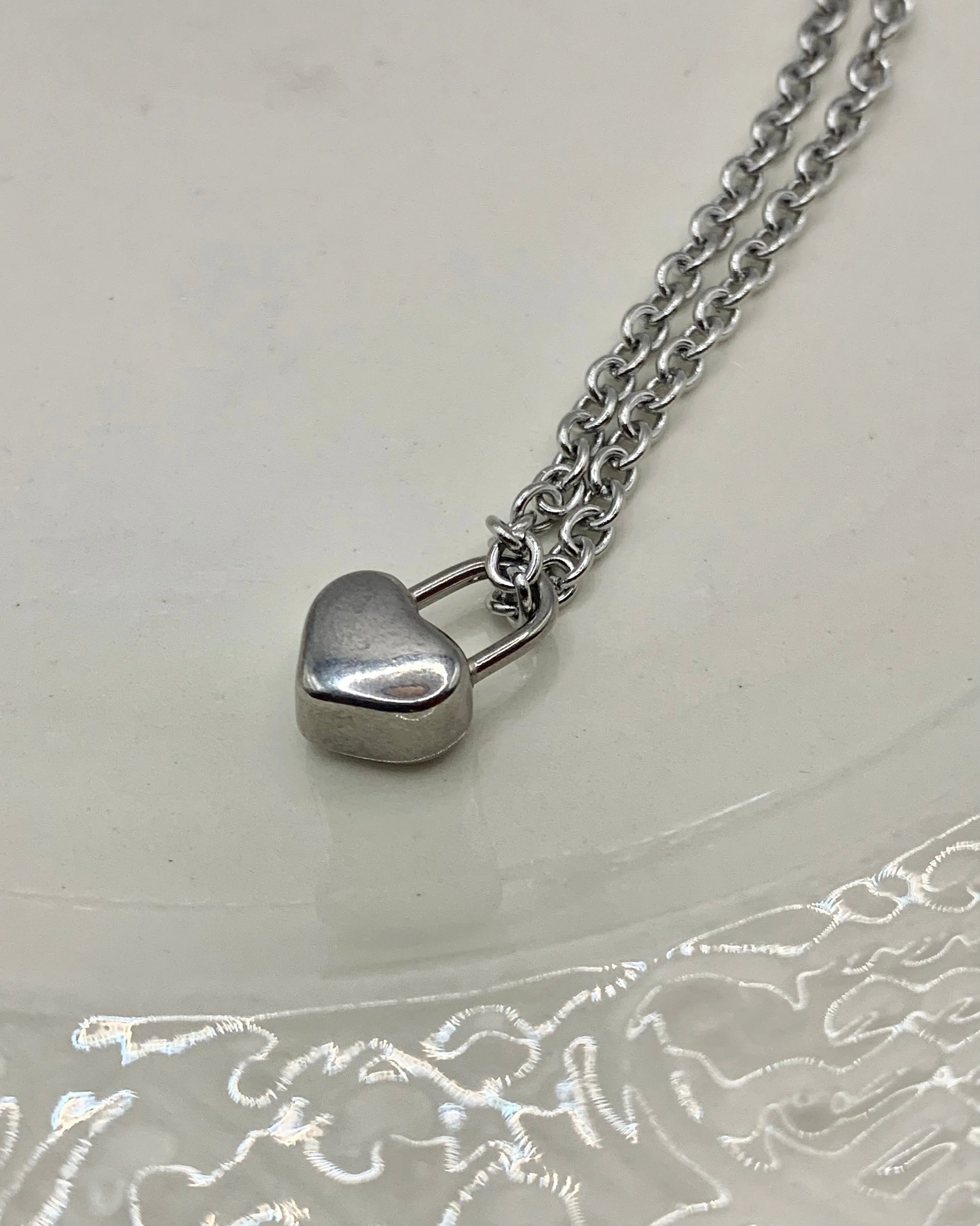 Simple lock charm necklace