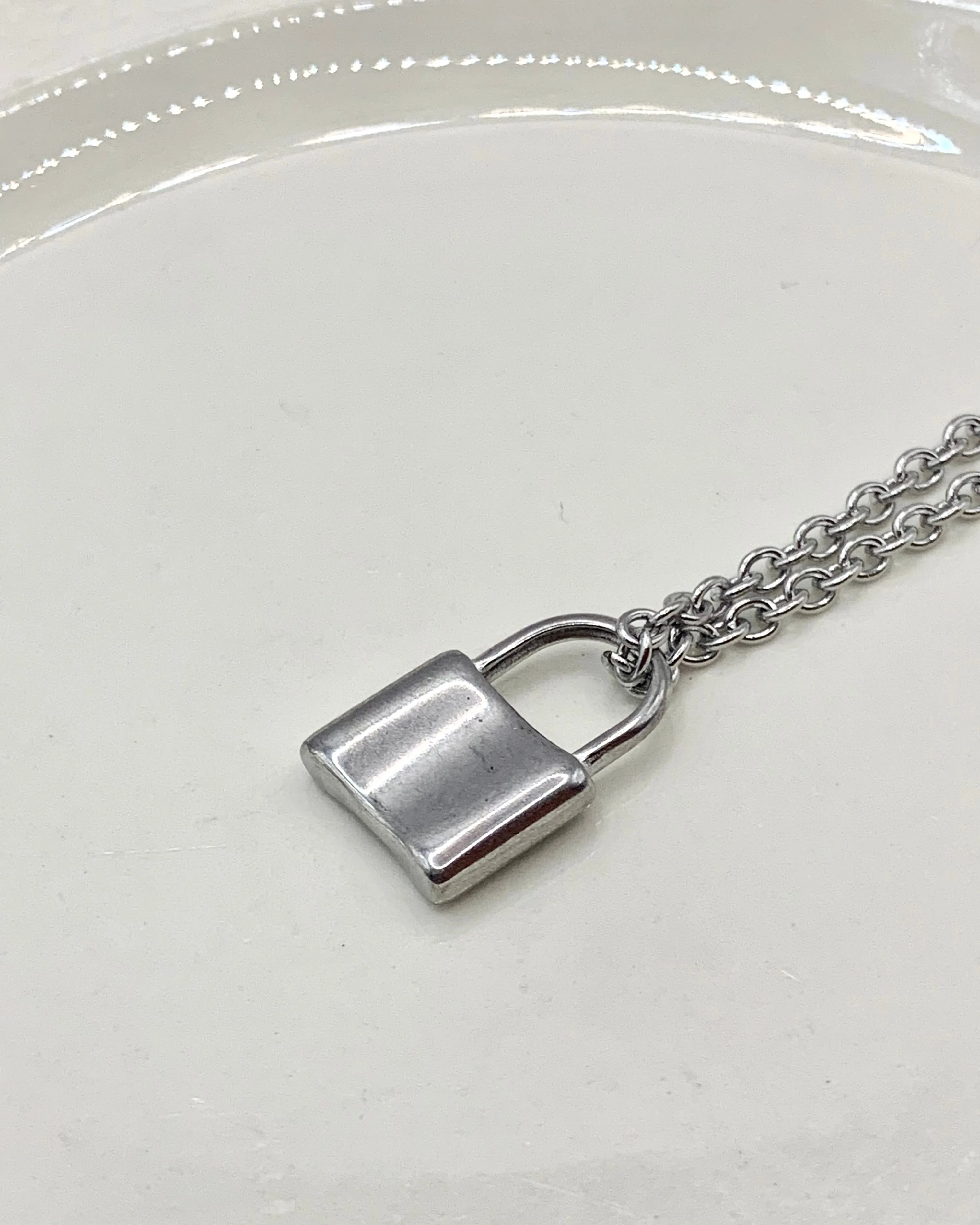 Simple lock charm necklace