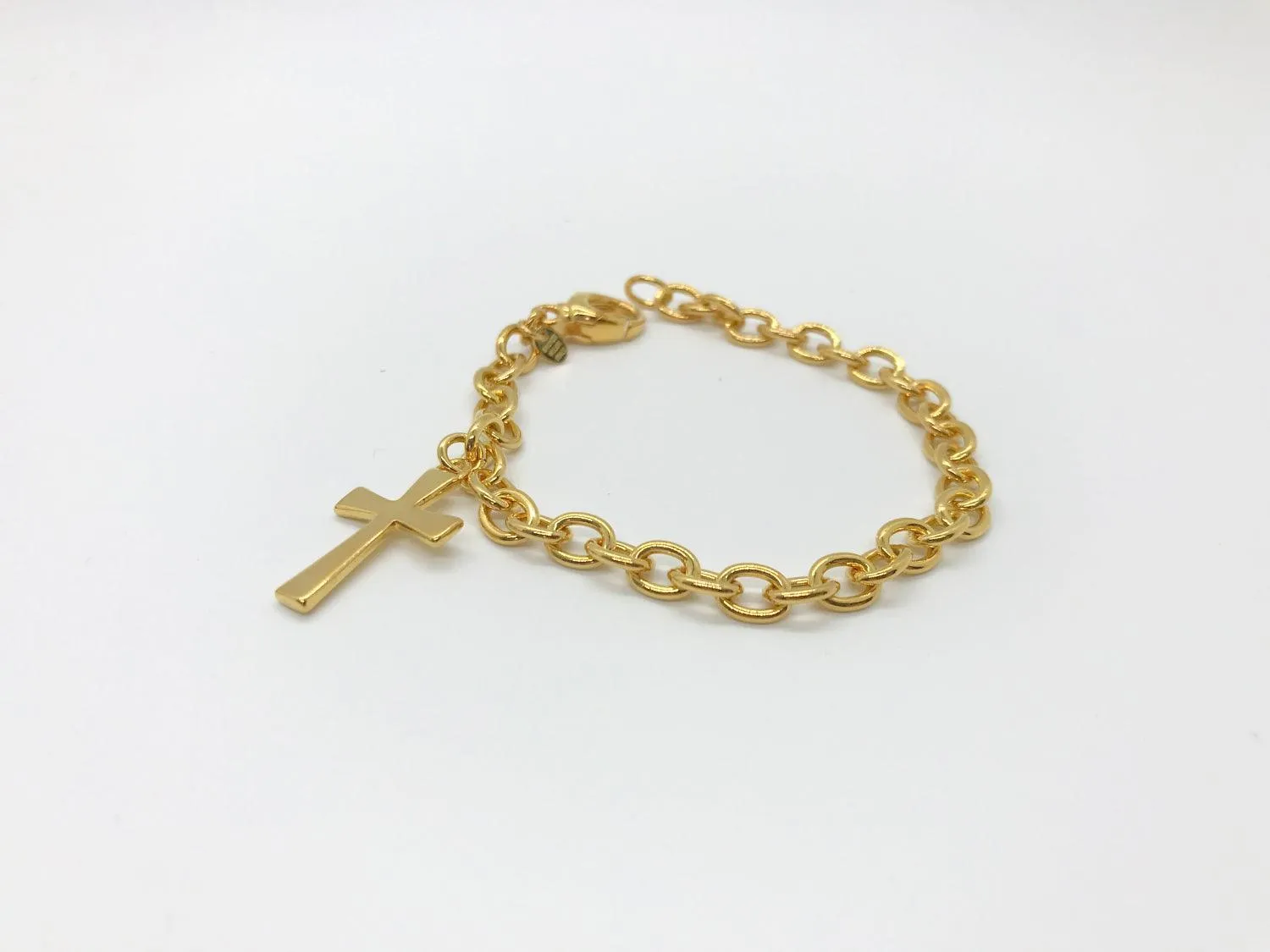 Simple Powerful Milor Bracelet with Cross