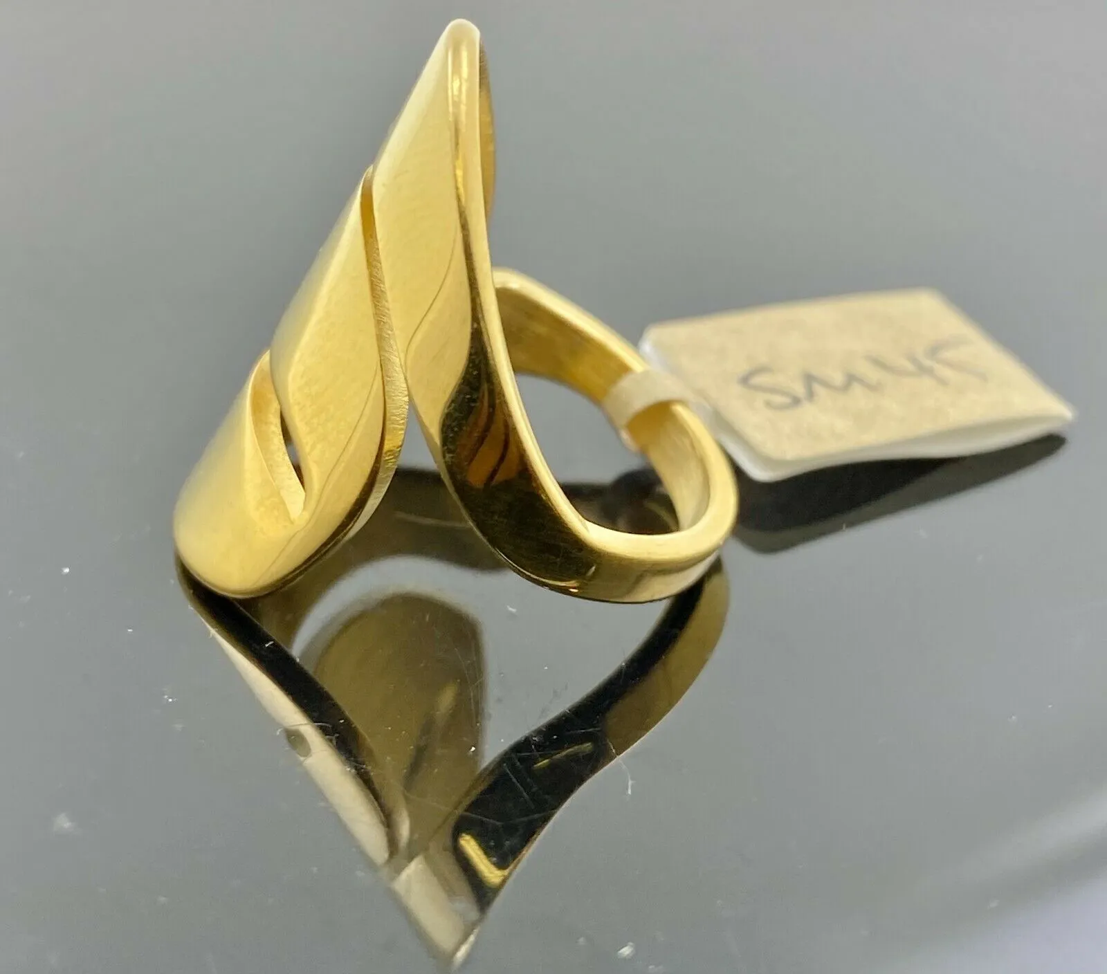 Solid Gold Ring Simple Three Tier High Polish with Curve Face SM45