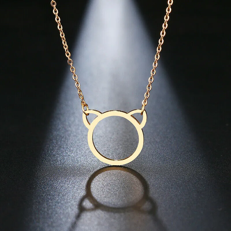 Solid Gold Simple Cat Pendant with High Polished Finishing SP11